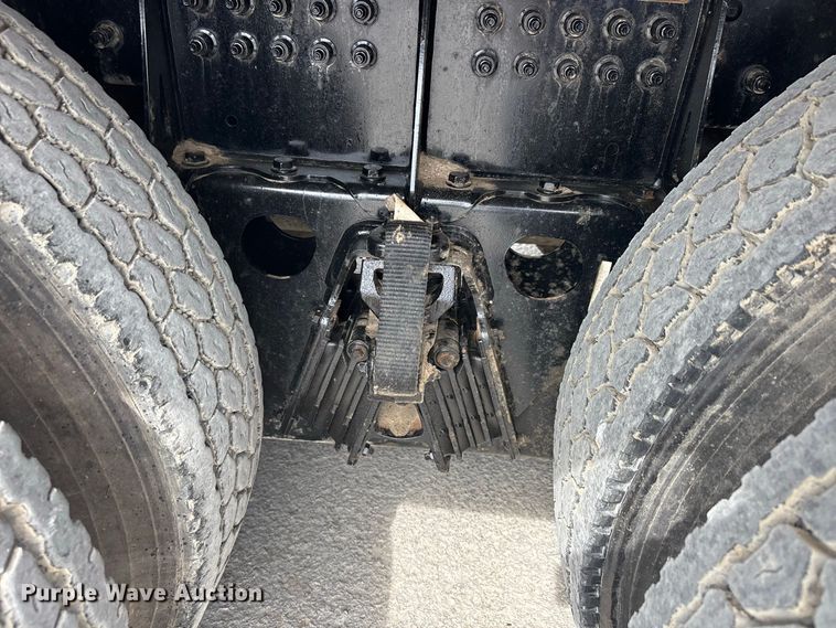image for item ER3184 2025 Kenworth T480 refuse truck