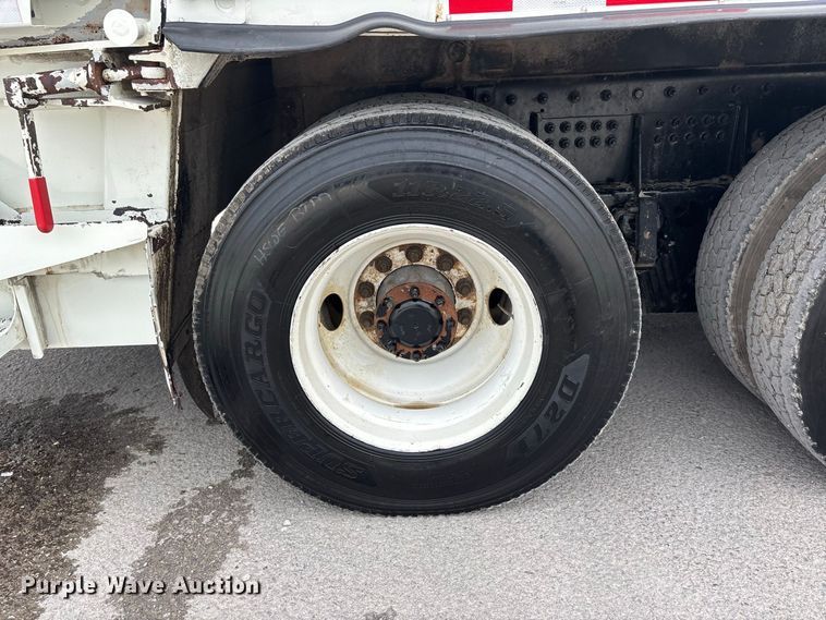 image for item ER3184 2025 Kenworth T480 refuse truck