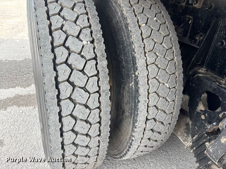 image for item ER3184 2025 Kenworth T480 refuse truck