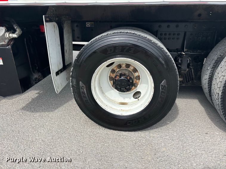 image for item ER3184 2025 Kenworth T480 refuse truck