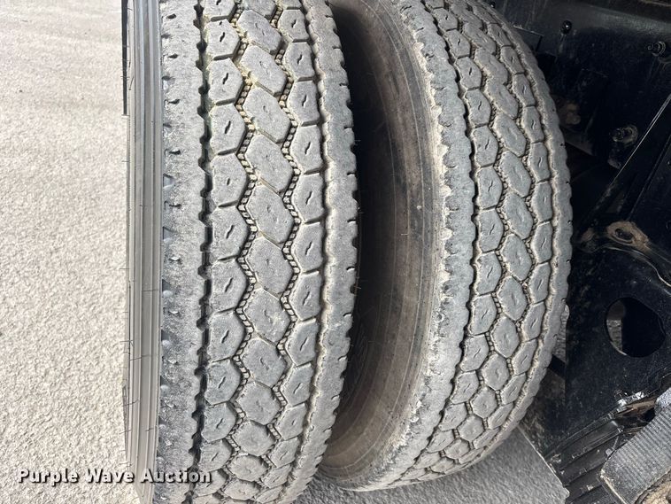 image for item ER3184 2025 Kenworth T480 refuse truck