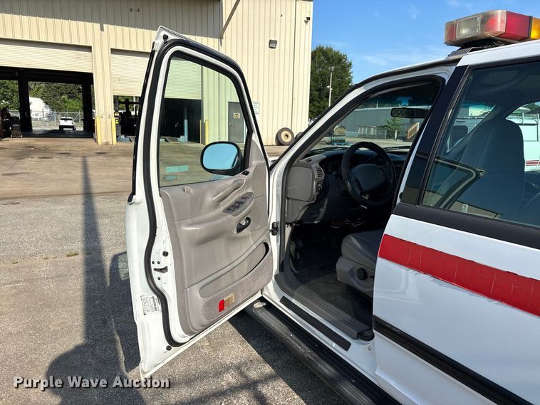 image for item ER3237 1998 Ford Expedition SUV