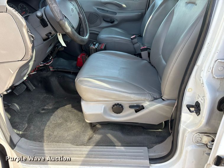 image for item ER3237 1998 Ford Expedition SUV