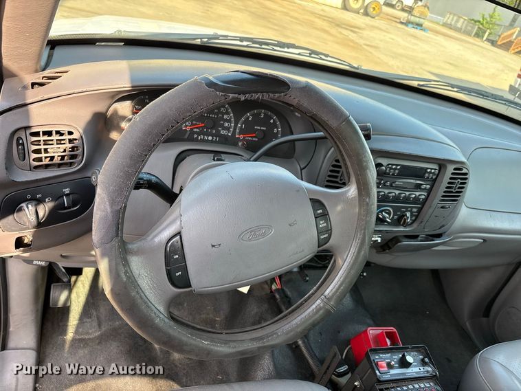 image for item ER3237 1998 Ford Expedition SUV