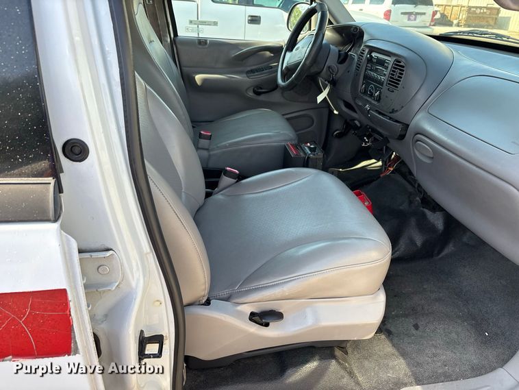 image for item ER3237 1998 Ford Expedition SUV