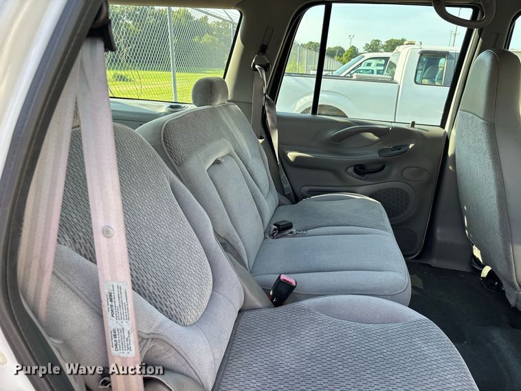 image for item ER3237 1998 Ford Expedition SUV