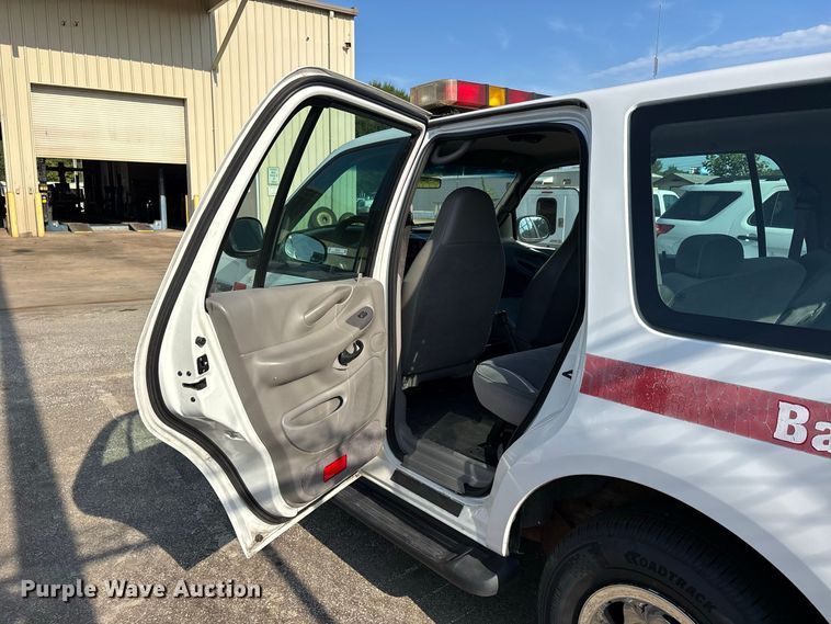 image for item ER3237 1998 Ford Expedition SUV