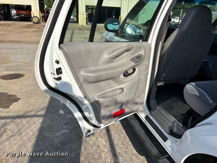 image for item ER3237 1998 Ford Expedition SUV