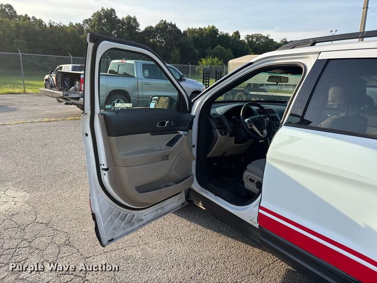 image for item ER3239 2015 Ford Explorer SUV