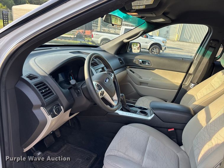 image for item ER3239 2015 Ford Explorer SUV