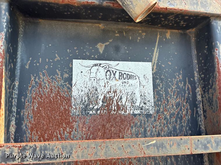 image for item ER3240 1997 International 4700 bucket truck