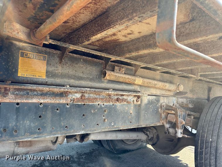image for item ER3240 1997 International 4700 bucket truck