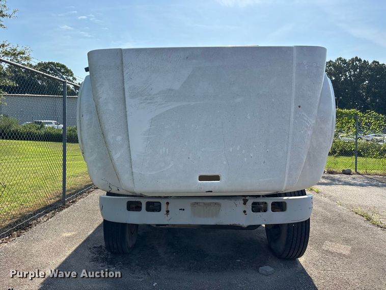 image for item ER3240 1997 International 4700 bucket truck