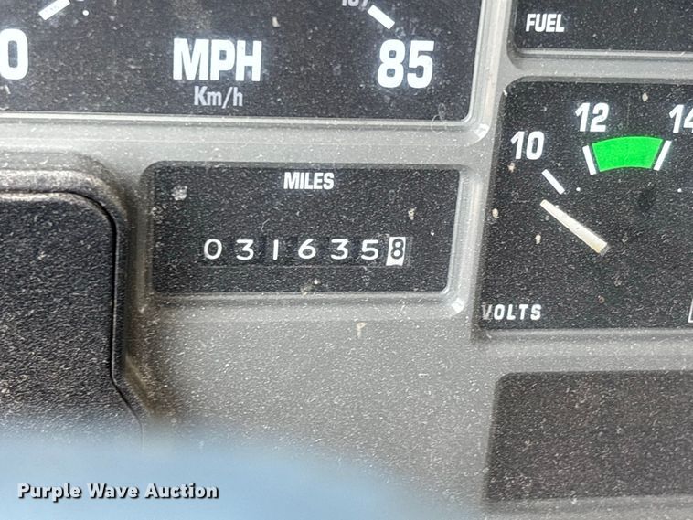 image for item ER3240 1997 International 4700 bucket truck