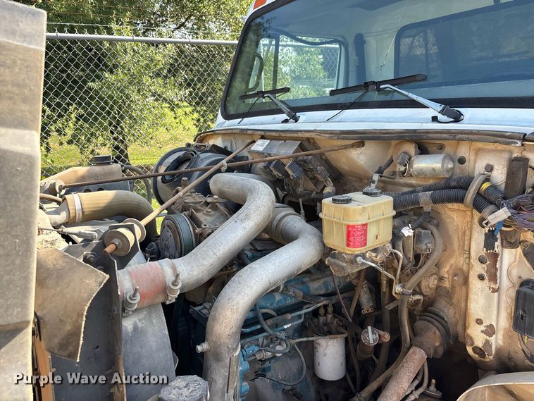 image for item ER3240 1997 International 4700 bucket truck