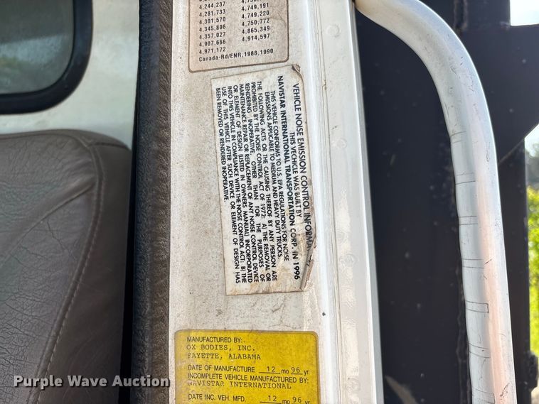 image for item ER3240 1997 International 4700 bucket truck