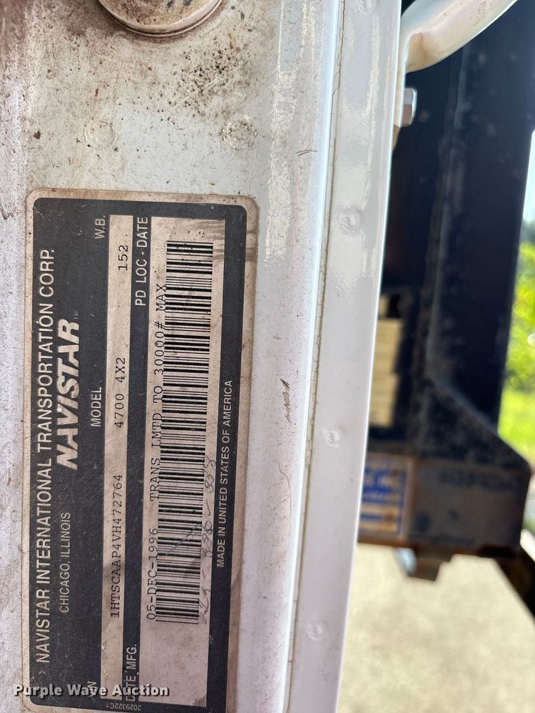 image for item ER3240 1997 International 4700 bucket truck
