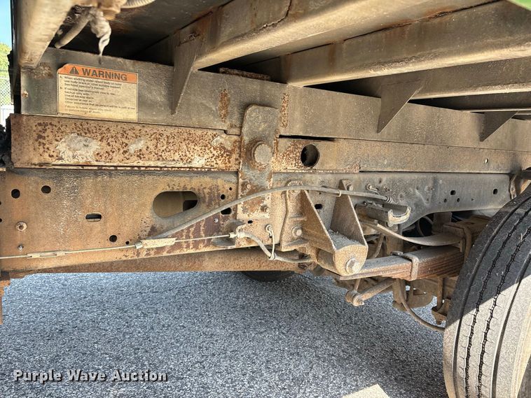 image for item ER3242 2012 Ford F450 Super Duty dump truck