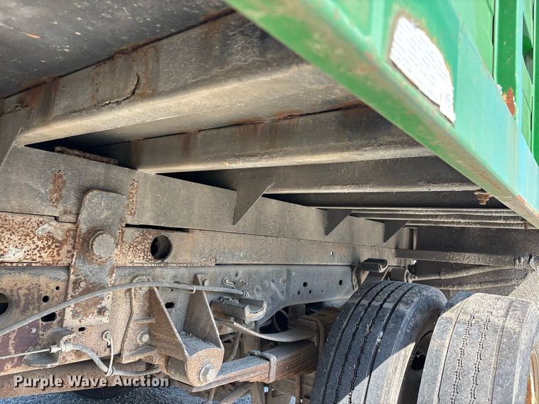 image for item ER3242 2012 Ford F450 Super Duty dump truck