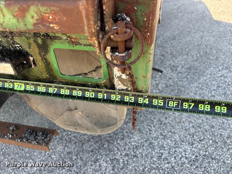 image for item ER3242 2012 Ford F450 Super Duty dump truck