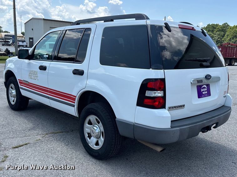 image for item ER3245 2006 Ford Explorer SUV