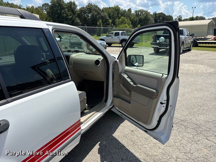 image for item ER3245 2006 Ford Explorer SUV