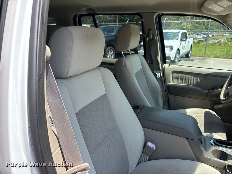 image for item ER3245 2006 Ford Explorer SUV