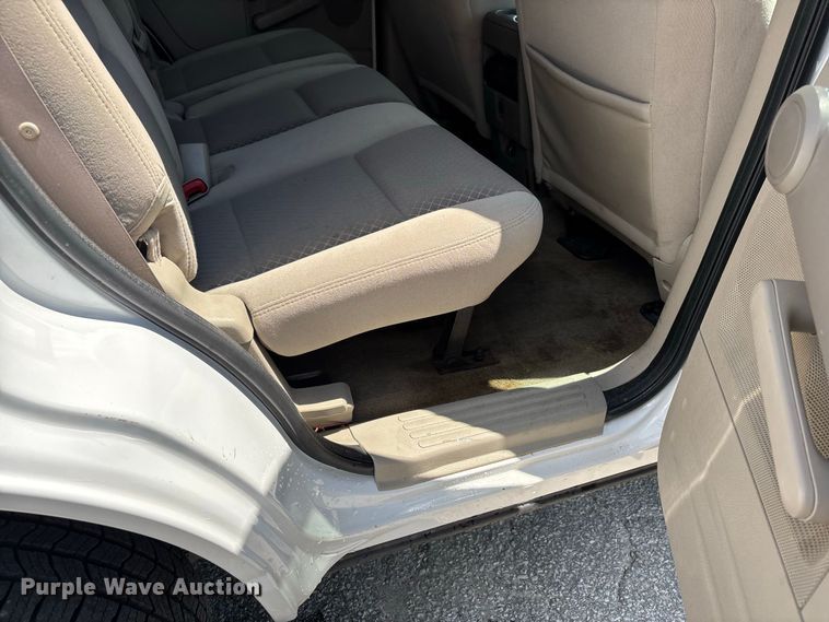 image for item ER3245 2006 Ford Explorer SUV