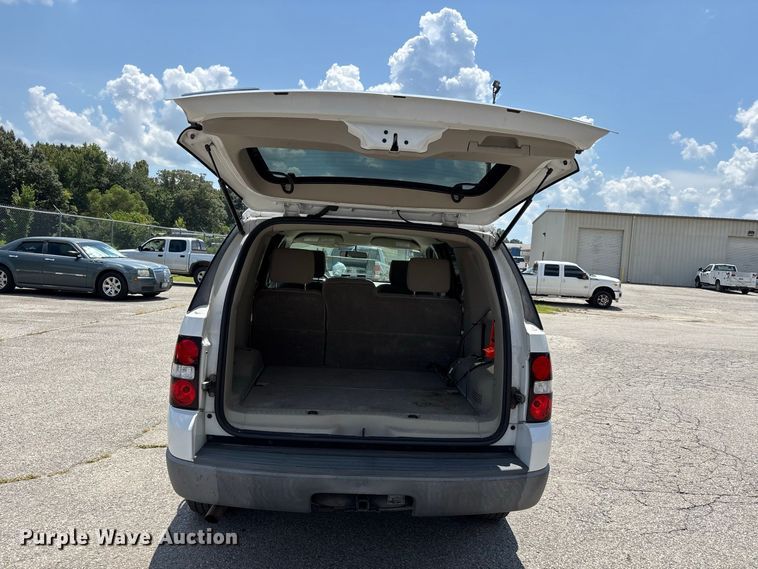 image for item ER3245 2006 Ford Explorer SUV