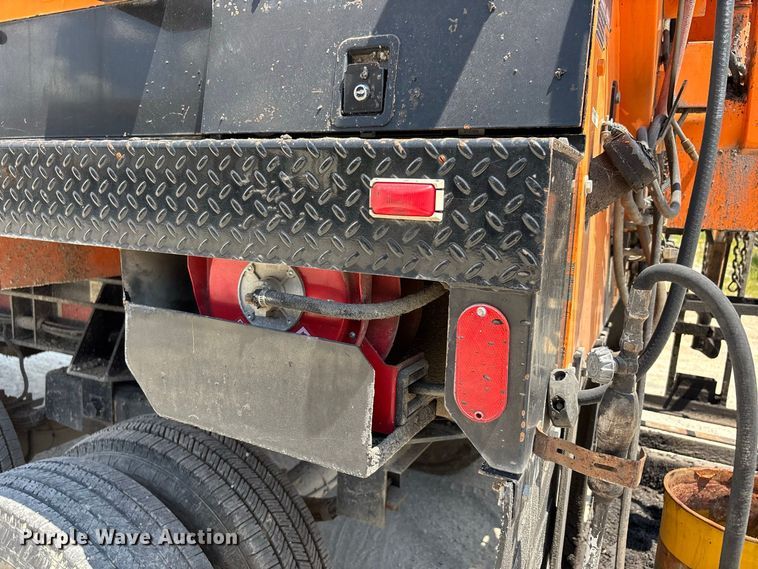 image for item ER3246 HD industries TM425-100 pothole patcher