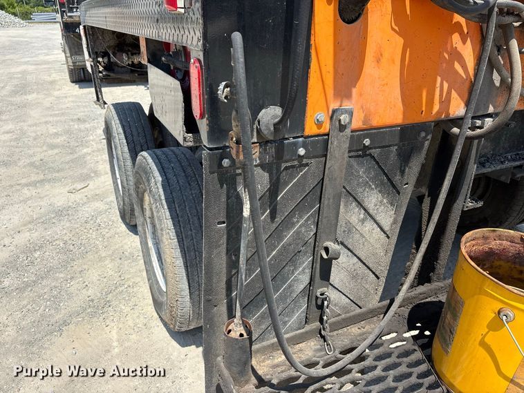 image for item ER3246 HD industries TM425-100 pothole patcher