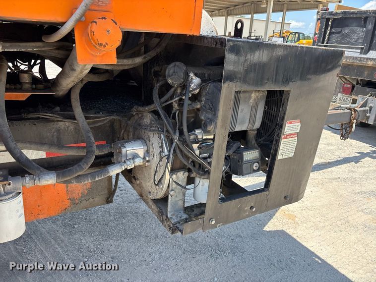 image for item ER3246 HD industries TM425-100 pothole patcher