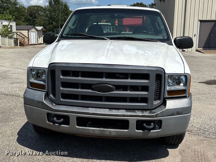 image for item ER3248 2005 Ford F250 Super Duty Ext. Cab pickup truck