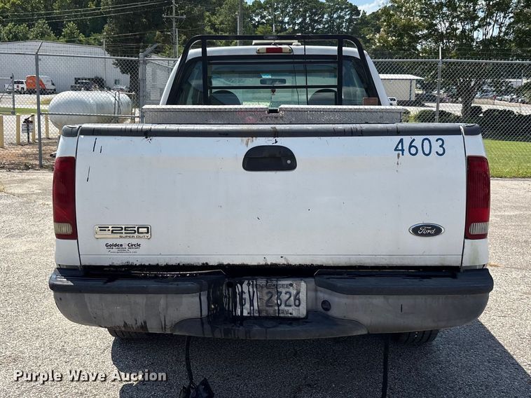 image for item ER3248 2005 Ford F250 Super Duty Ext. Cab pickup truck