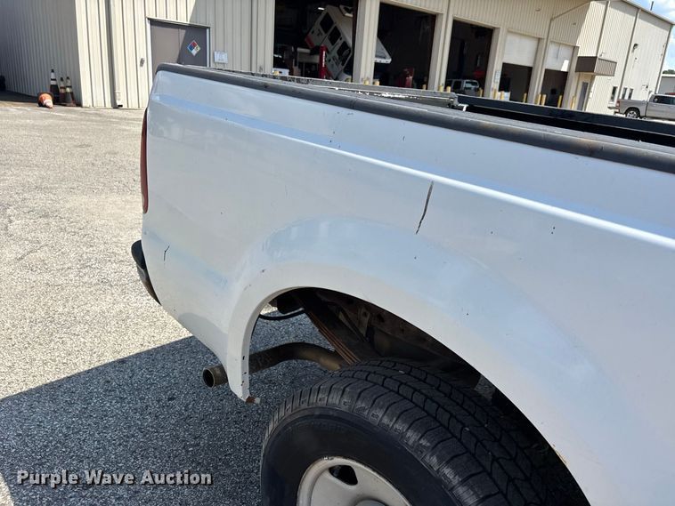 image for item ER3248 2005 Ford F250 Super Duty Ext. Cab pickup truck