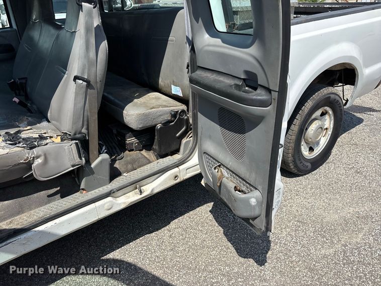image for item ER3248 2005 Ford F250 Super Duty Ext. Cab pickup truck