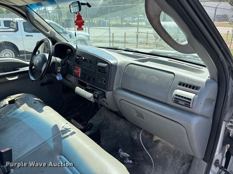 image for item ER3248 2005 Ford F250 Super Duty Ext. Cab pickup truck