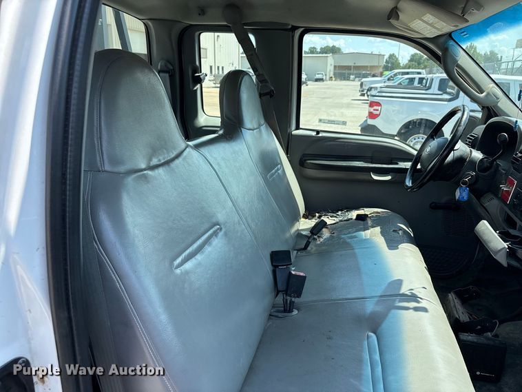 image for item ER3248 2005 Ford F250 Super Duty Ext. Cab pickup truck