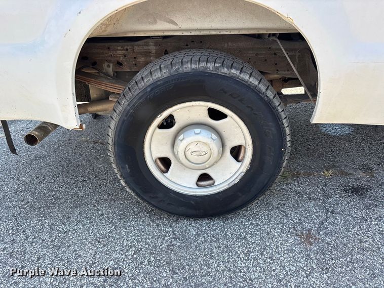 image for item ER3248 2005 Ford F250 Super Duty Ext. Cab pickup truck