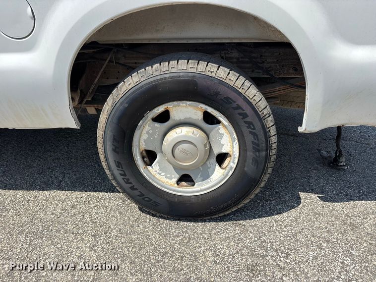 image for item ER3248 2005 Ford F250 Super Duty Ext. Cab pickup truck