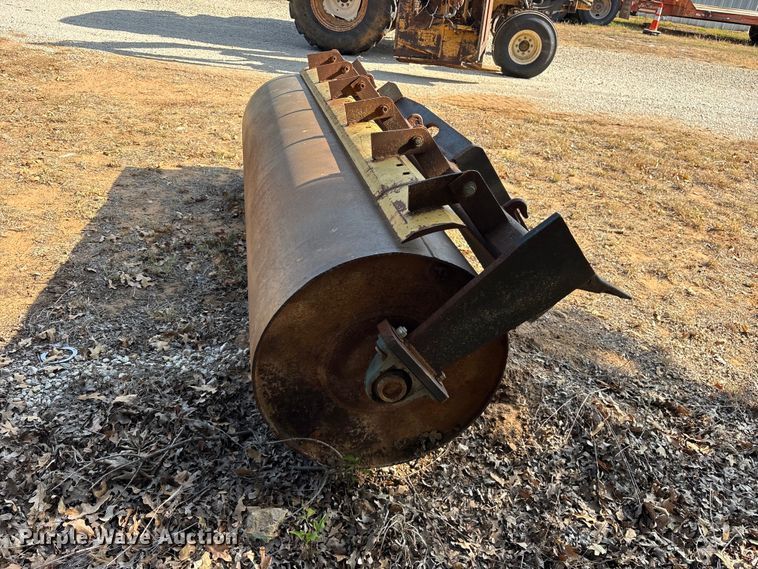 image for item ET0367 Shop Made single drum roller