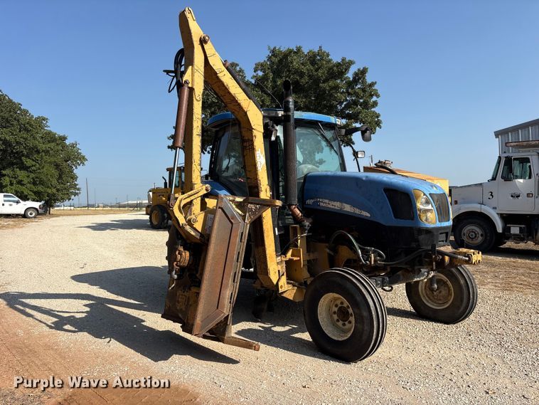 image for item ET0369 2003 New Holland TS115A tractor