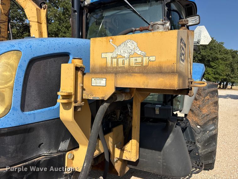 image for item ET0369 2003 New Holland TS115A tractor