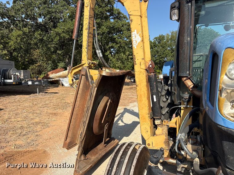image for item ET0369 2003 New Holland TS115A tractor