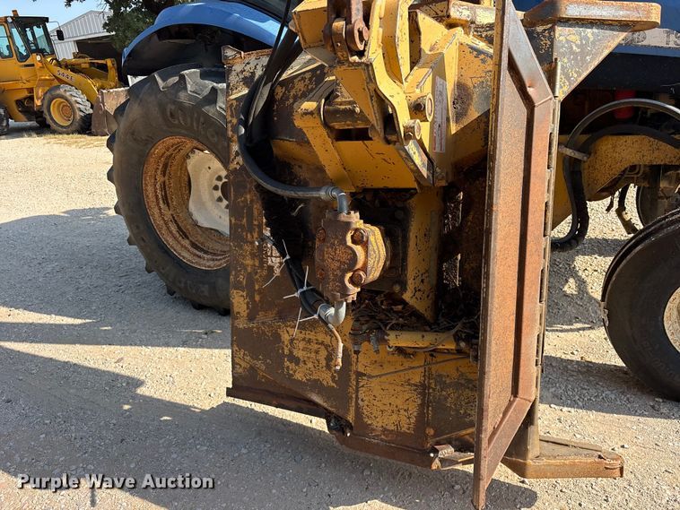 image for item ET0369 2003 New Holland TS115A tractor