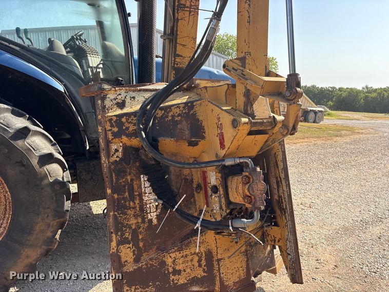 image for item ET0369 2003 New Holland TS115A tractor