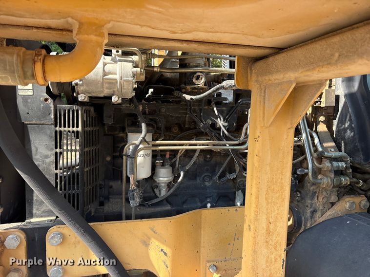image for item ET0369 2003 New Holland TS115A tractor