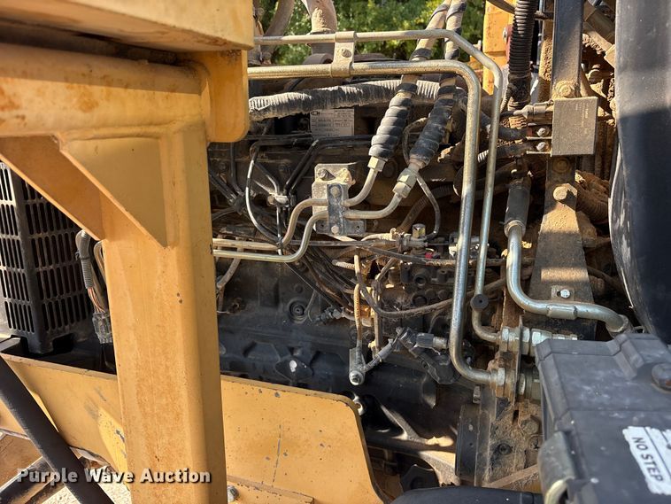 image for item ET0369 2003 New Holland TS115A tractor