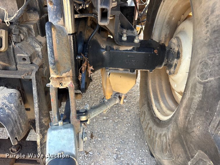 image for item ET0369 2003 New Holland TS115A tractor
