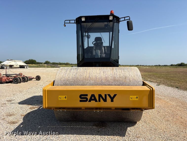 image for item ET0371 Sany SSR120C-8 single drum vibratory roller